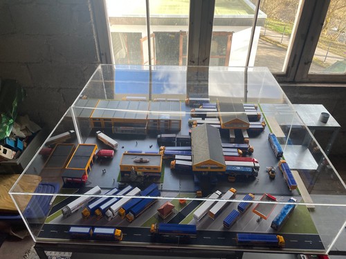 Schuon spedition mit vitrine - schuon, "mit